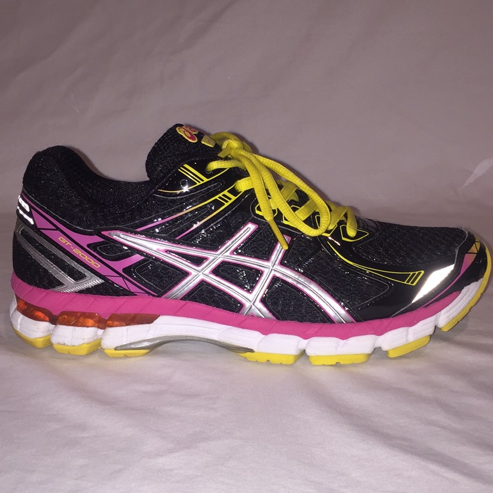 ASICS GT 2000 Running Shoes! - Picture 2 of 8